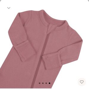 Kyte Baby Ribbed Zippered Footie Dusty Rose size 18-24 months